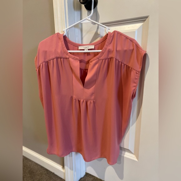 LOFT Tops - Loft shell top - size small